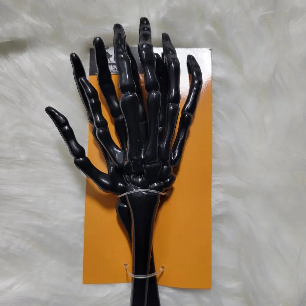 Skeleton Tongs Set